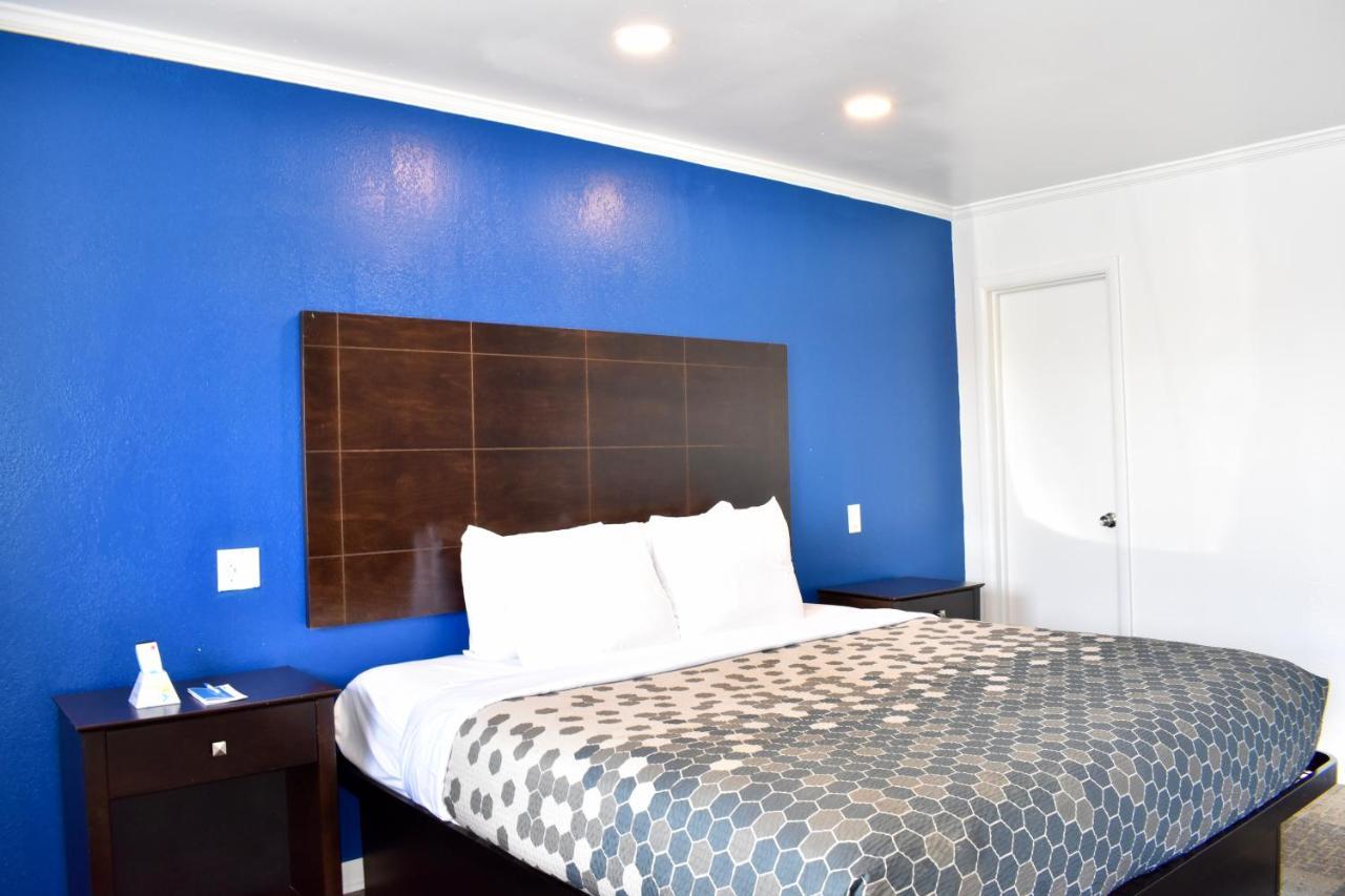 Rodeway Inn Swainsboro Extérieur photo
