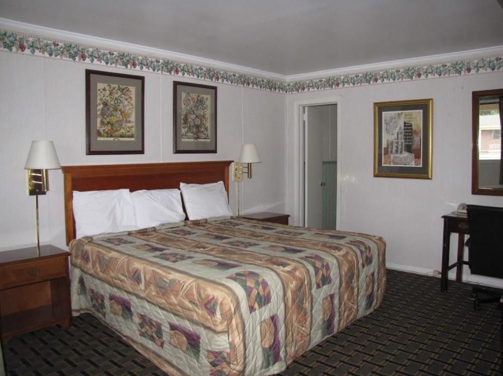 Rodeway Inn Swainsboro Extérieur photo
